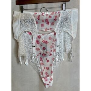Secrets in Lace Garter Belt & Panty Set Floral Lace White Pink 3X NWT